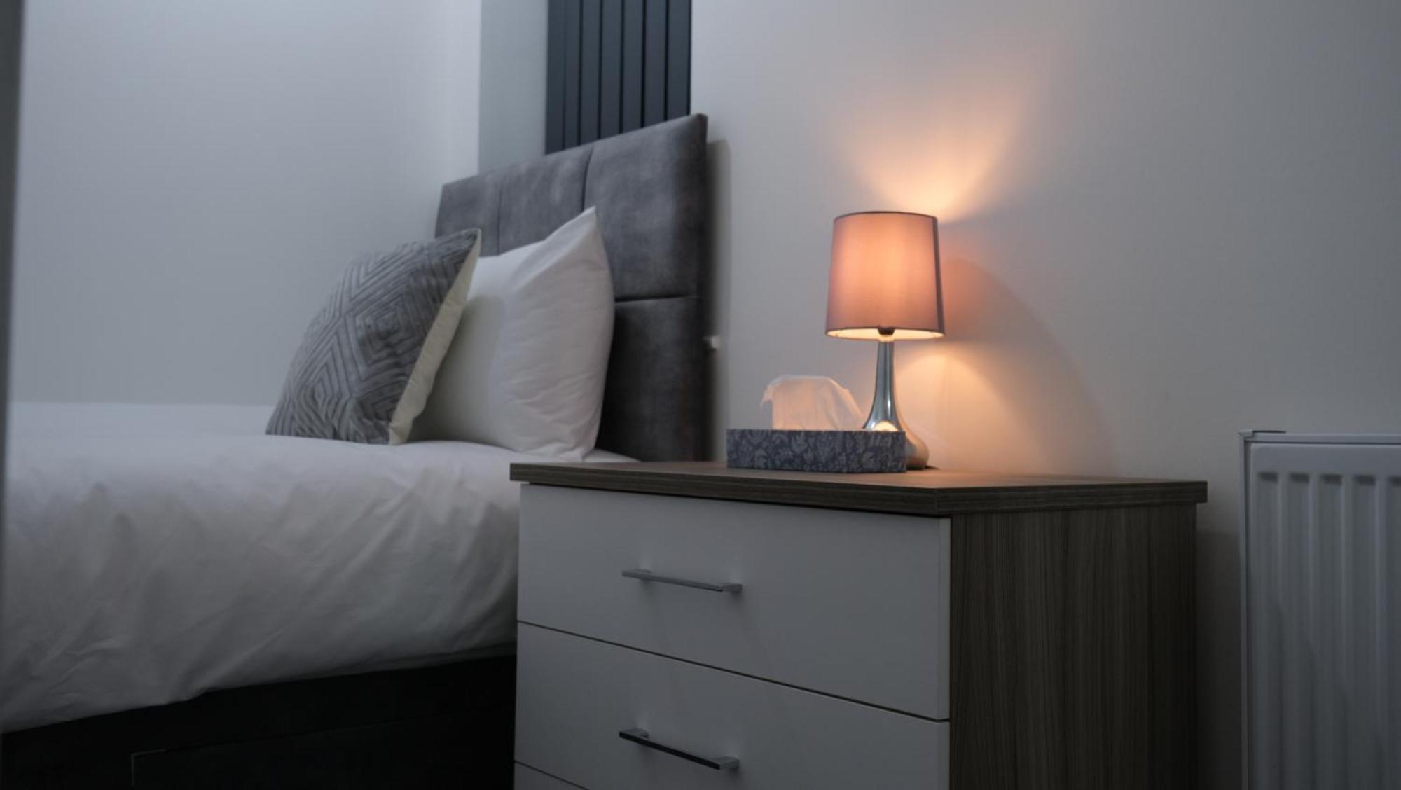 Modernized Three Bedroom House Near City Stadium, Attractions, City Centre - Sky N Netflix - Convenient Transport マンチェスター エクステリア 写真