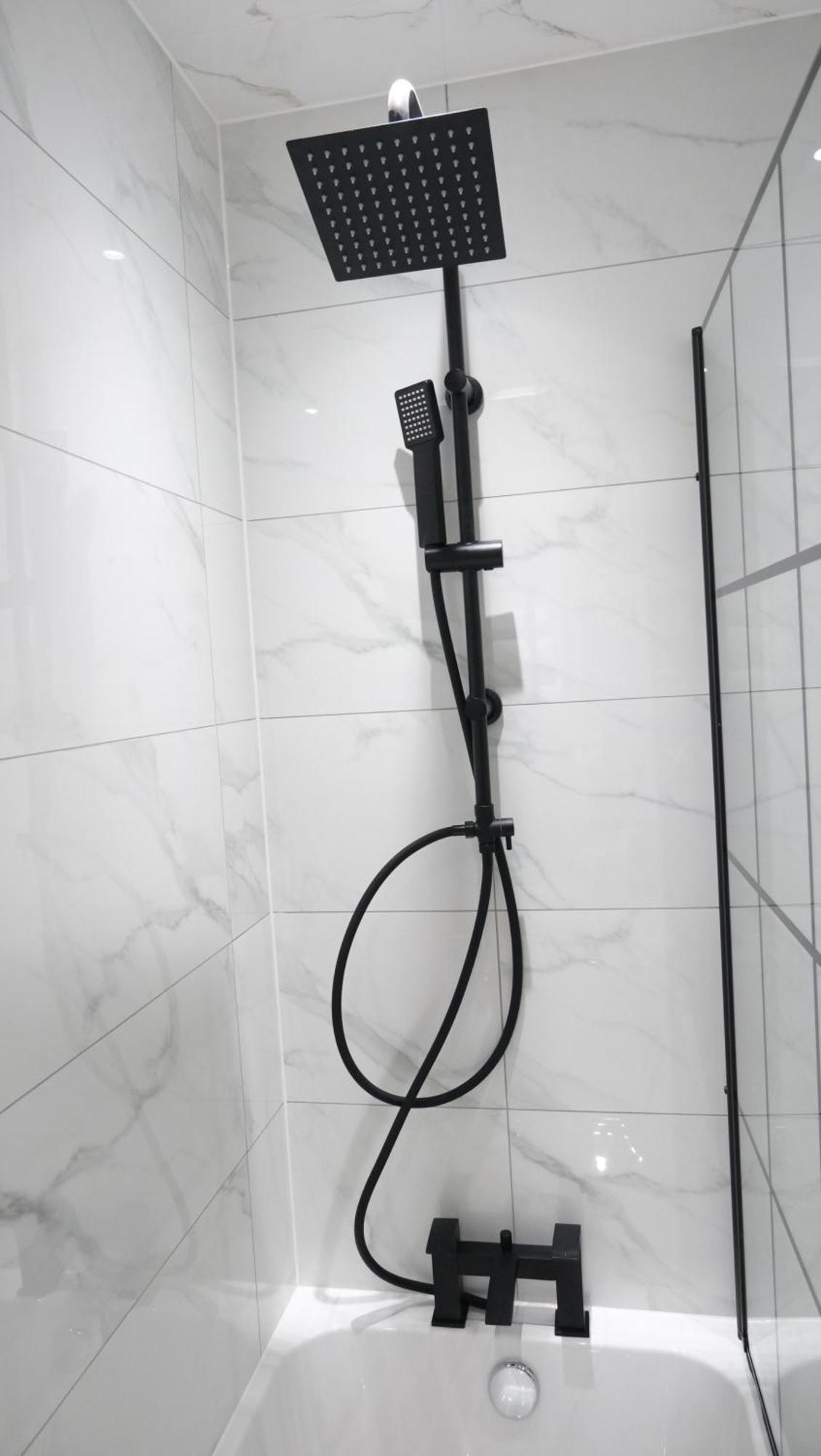 Modernized Three Bedroom House Near City Stadium, Attractions, City Centre - Sky N Netflix - Convenient Transport マンチェスター エクステリア 写真